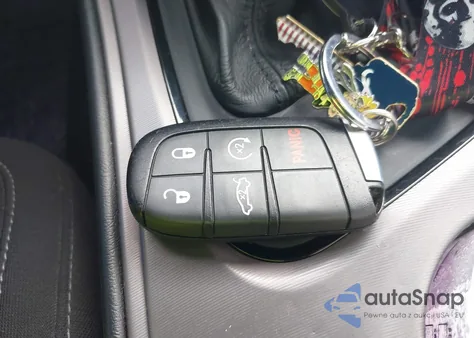 2023 Dodge Challenger R/T из США, поврежденный, VIN 2C3CDZBT8PH614768